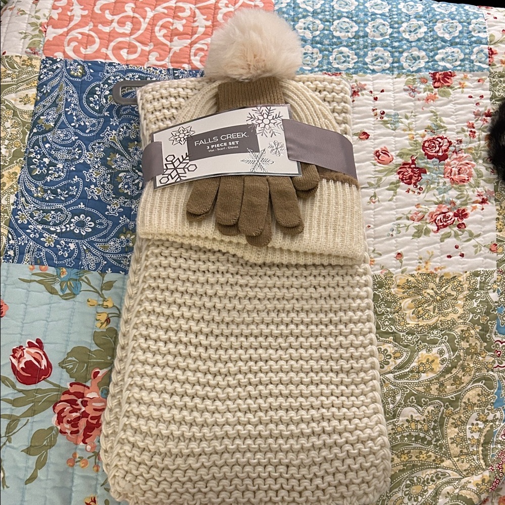 Falls Creek | Cream & Brown Knit Scarf, Beanie & Glove Set - NWT